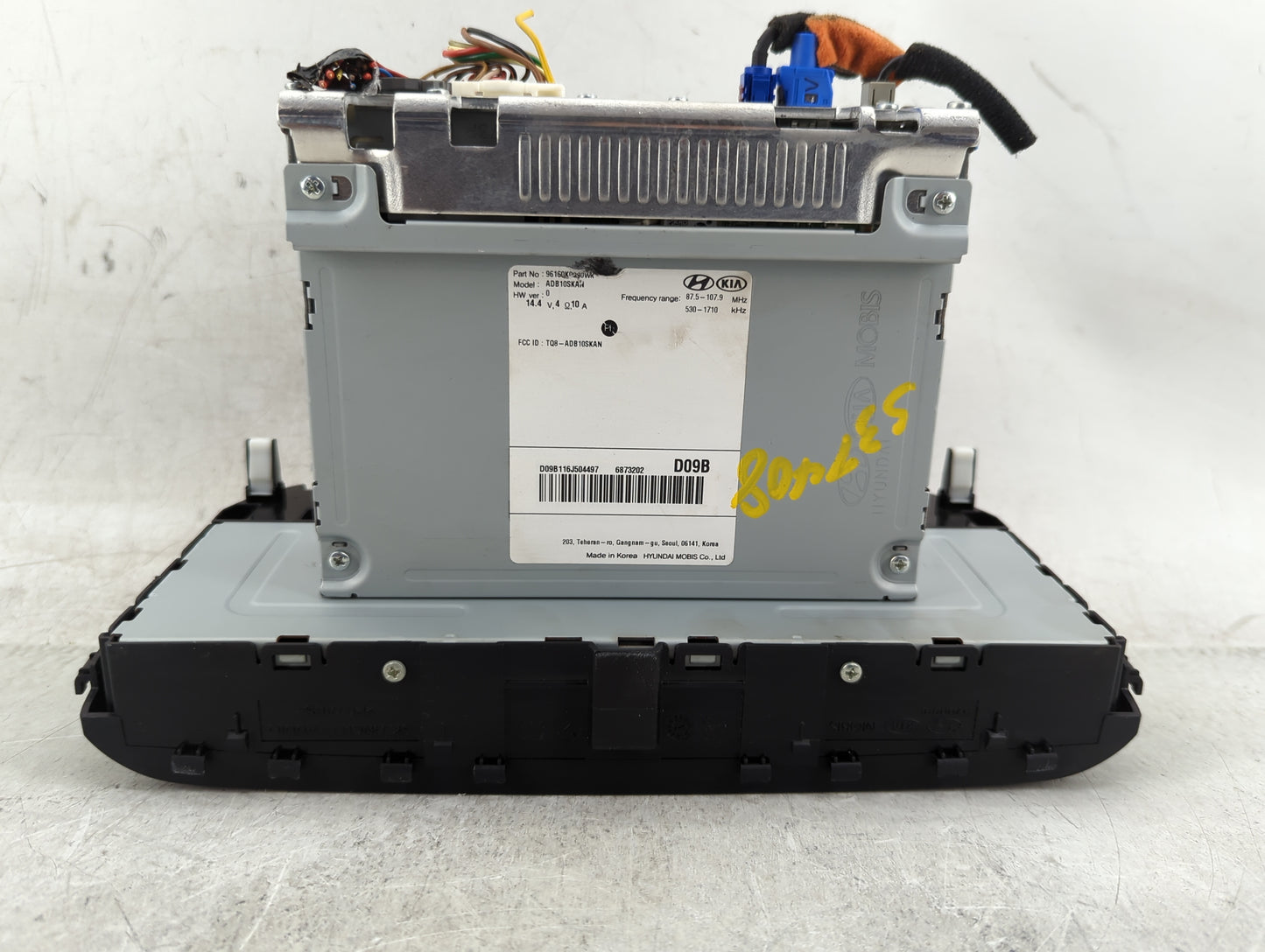 2020-2021 Kia Soul Radio AM FM Cd Player Receiver Replacement P/N:6873202 Fits Fits 2020 2021 OEM Used Auto Parts - Oemuseda