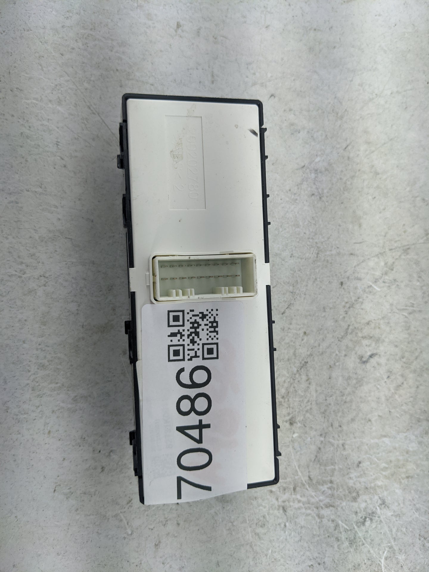 2020-2021 Kia Soul Master Power Window Switch Replacement Driver Side Left P/N:93571K0100 Fits Fits 2020 2021 OEM Used Auto 