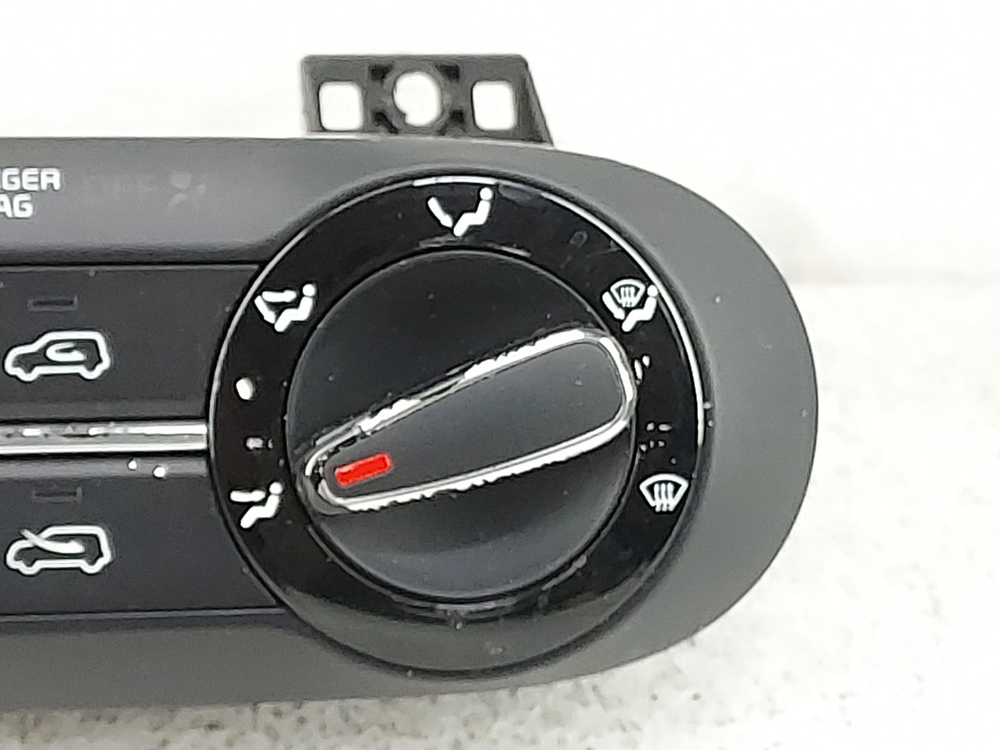 2020-2021 Kia Soul Climate Control Module Temperature AC/Heater Replacement P/N:97250-K0650 C20037-3060 Fits Fits 2020 2021 