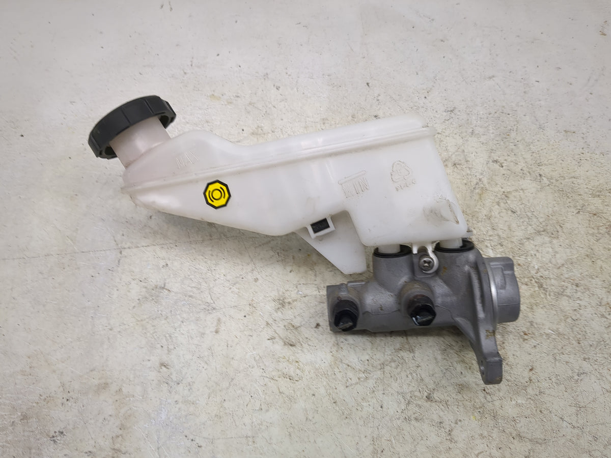 2020-2021 Kia Soul Brake Master Cylinder 1512841 - Oemusedautoparts1.com