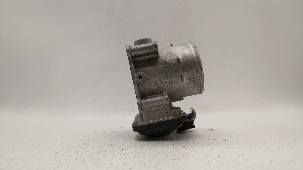 2020 Kia Soul Throttle Body P/N:35100-2E410 5552 03E30 Fits Fits 2021 OEM Used Auto Parts - Oemusedautoparts1.com