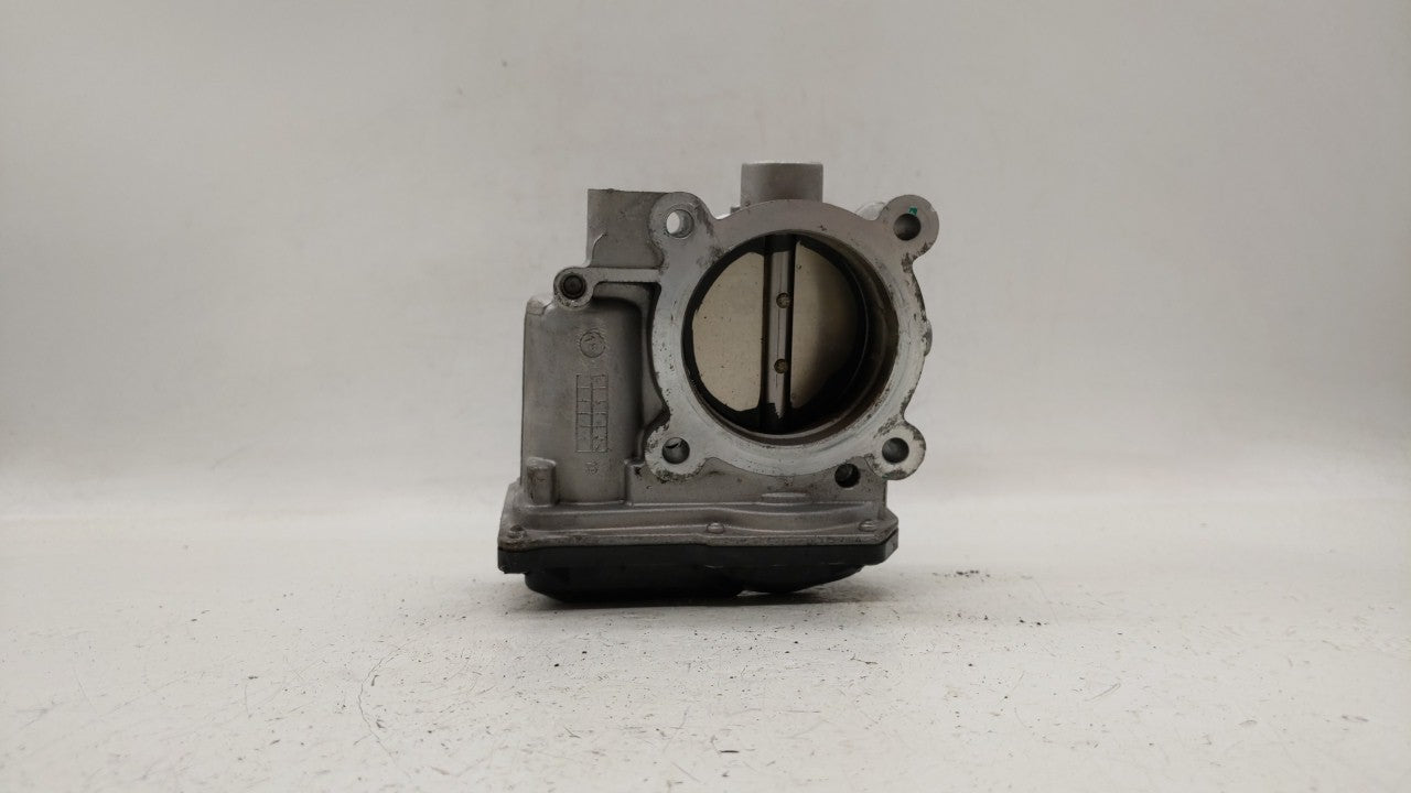 2020 Kia Soul Throttle Body P/N:35100-2E410 5552 03E30 Fits Fits 2021 OEM Used Auto Parts - Oemusedautoparts1.com