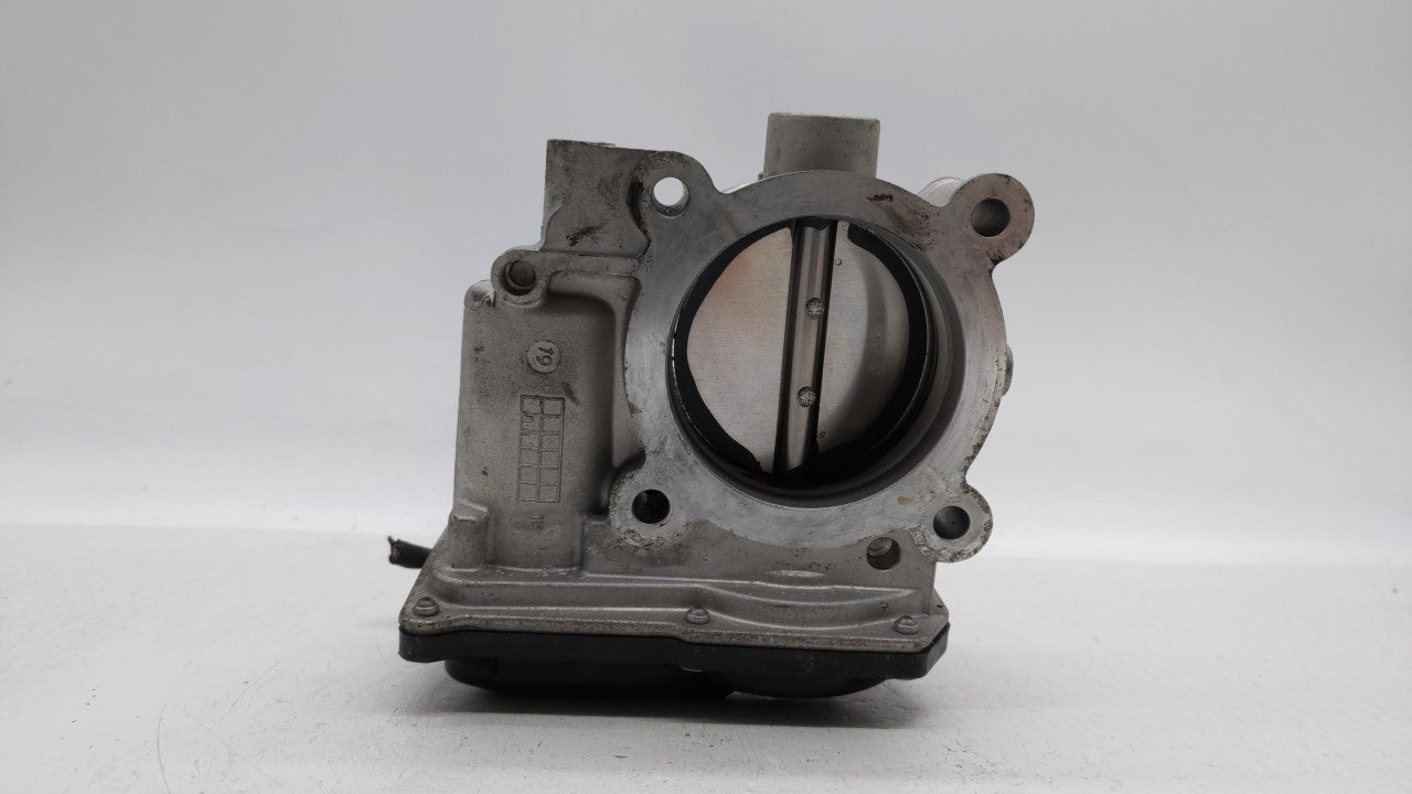 2020 Kia Soul Throttle Body P/N:35100-2E410 5552 03E30 Fits Fits 2021 OEM Used Auto Parts - Oemusedautoparts1.com