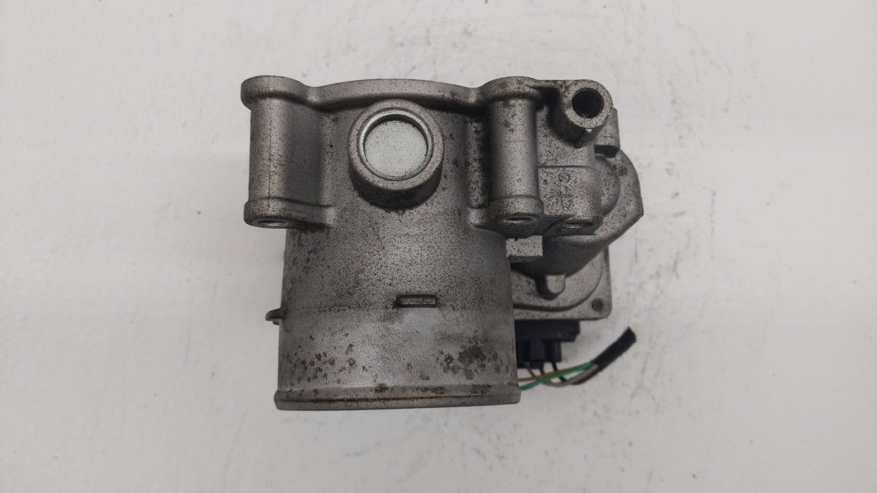 2020 Kia Soul Throttle Body P/N:35100-2E410 5552 03E30 Fits Fits 2021 OEM Used Auto Parts - Oemusedautoparts1.com