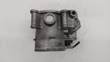2020 Kia Soul Throttle Body P/N:35100-2E410 5552 03E30 Fits Fits 2021 OEM Used Auto Parts