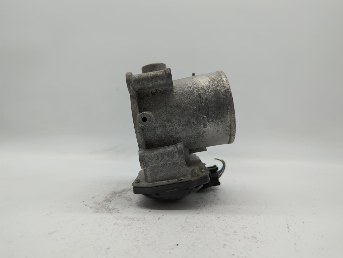 2020 Kia Soul Throttle Body P/N:35100-2E410 5552 03E30 Fits Fits 2021 OEM Used Auto Parts - Oemusedautoparts1.com