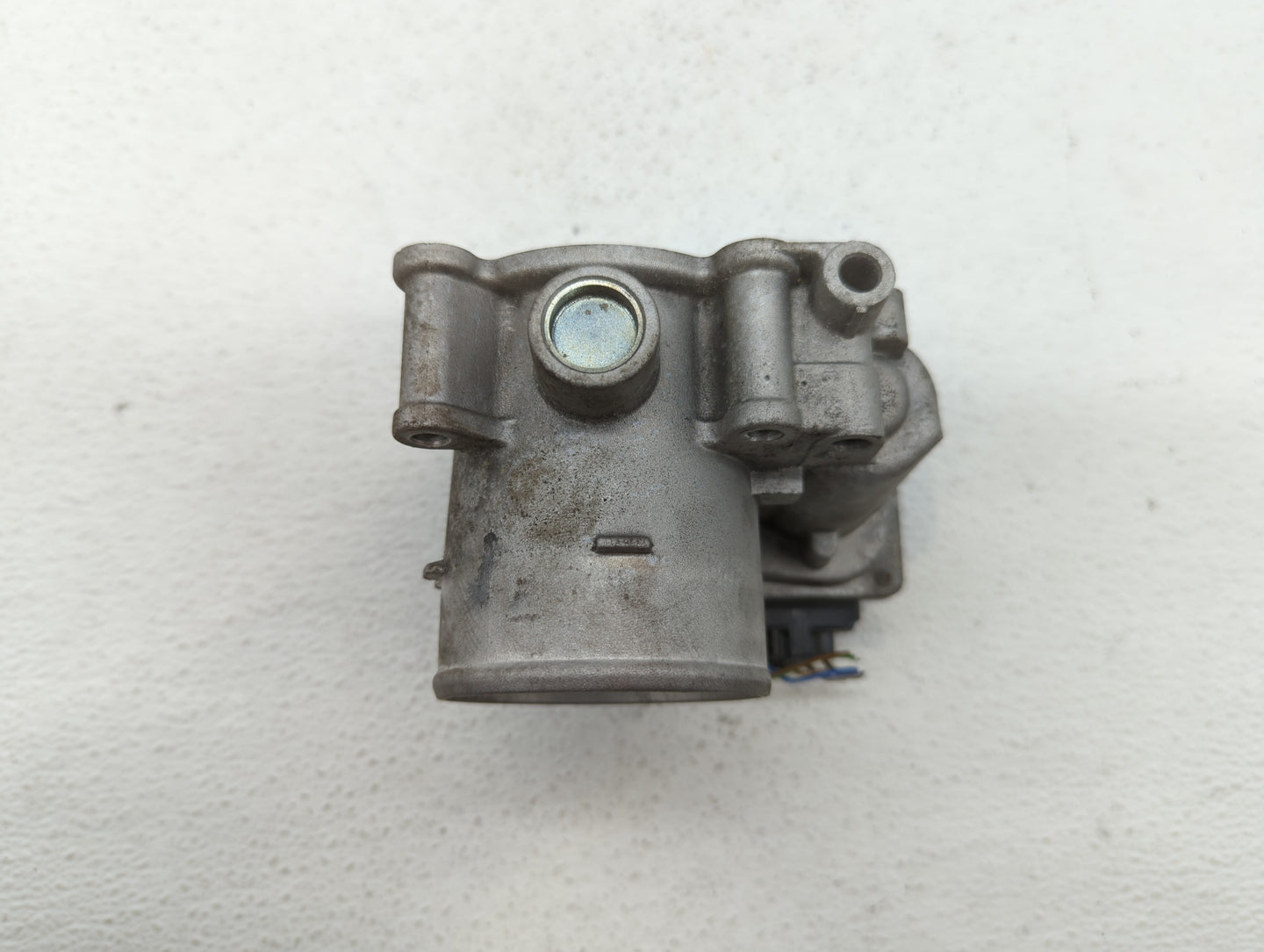 2020 Kia Soul Throttle Body P/N:35100-2E410 5552 03E30 Fits Fits 2021 OEM Used Auto Parts - Oemusedautoparts1.com