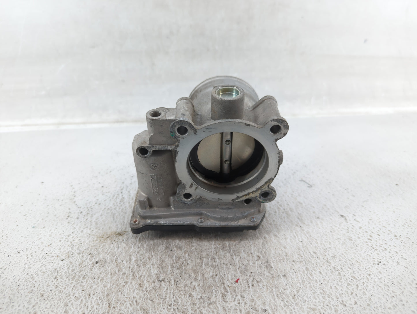 2020-2021 Kia Soul Throttle Body P/N:35100-2E410 Fits Fits 2020 2021 2022 OEM Used Auto Parts - Oemusedautoparts1.com