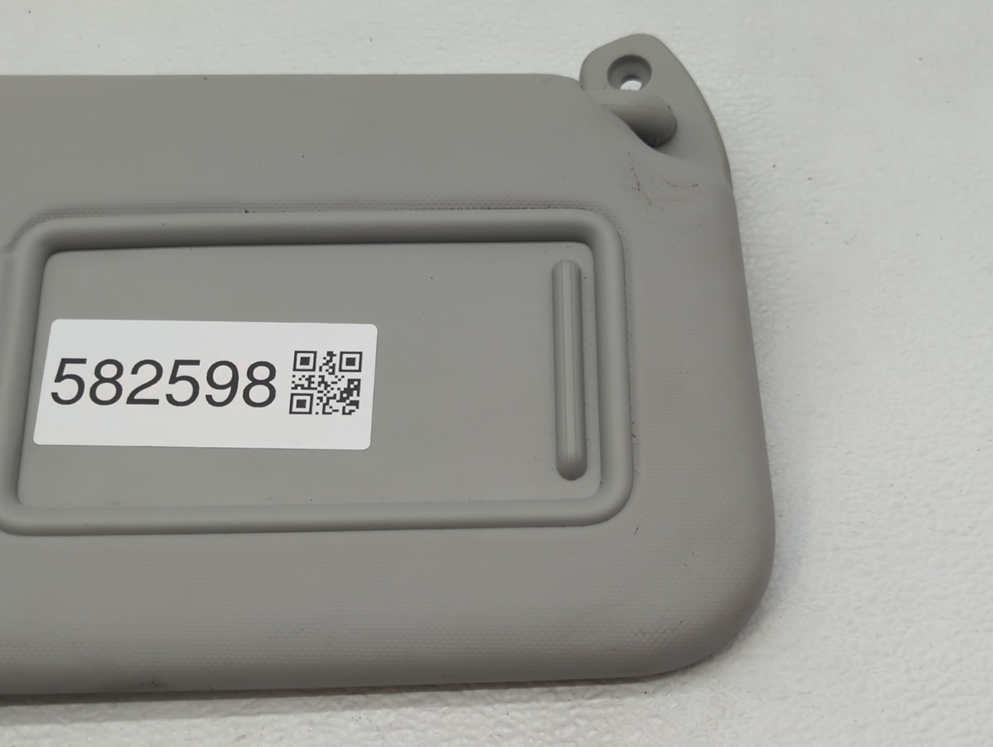 2020-2021 Kia Soul Sun Visor Shade Replacement Passenger Right Mirror Fits Fits 2020 2021 OEM Used Auto Parts - Oemusedautop