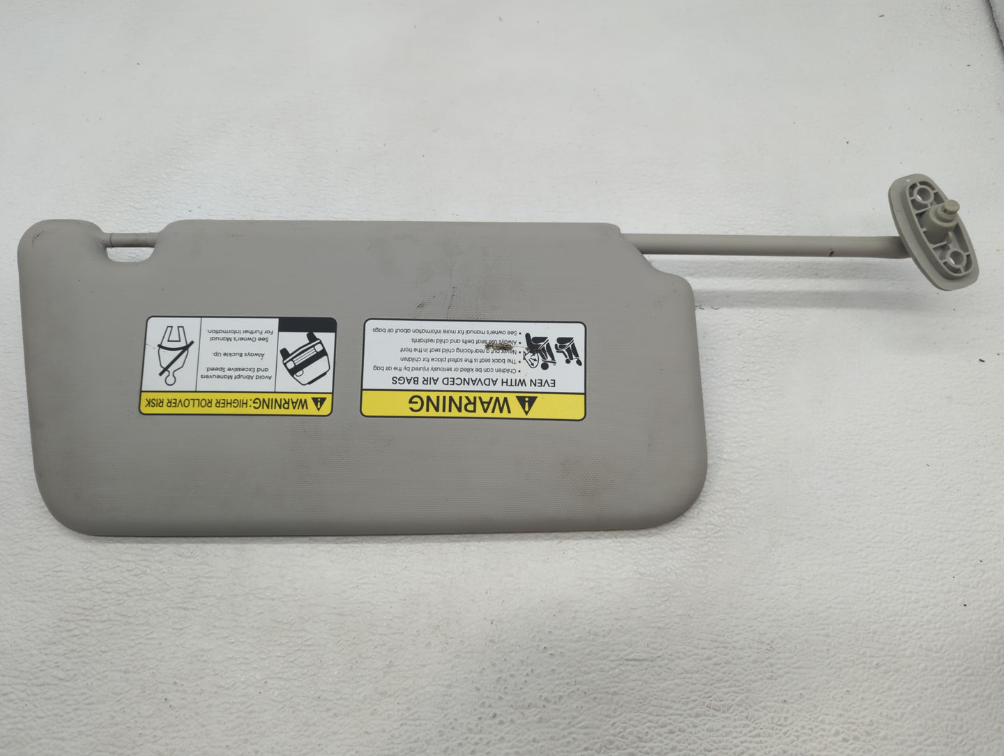 2020-2021 Kia Soul Sun Visor Shade Replacement Driver Left Mirror Fits Fits 2020 2021 OEM Used Auto Parts - Oemusedautoparts
