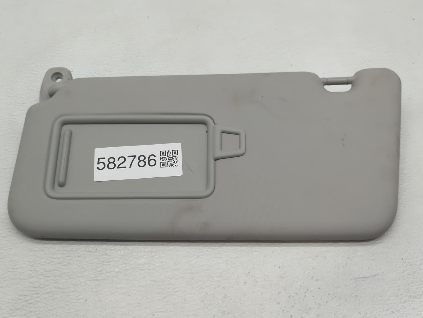 2020-2021 Kia Soul Sun Visor Shade Replacement Driver Left Mirror Fits Fits 2020 2021 OEM Used Auto Parts - Oemusedautoparts
