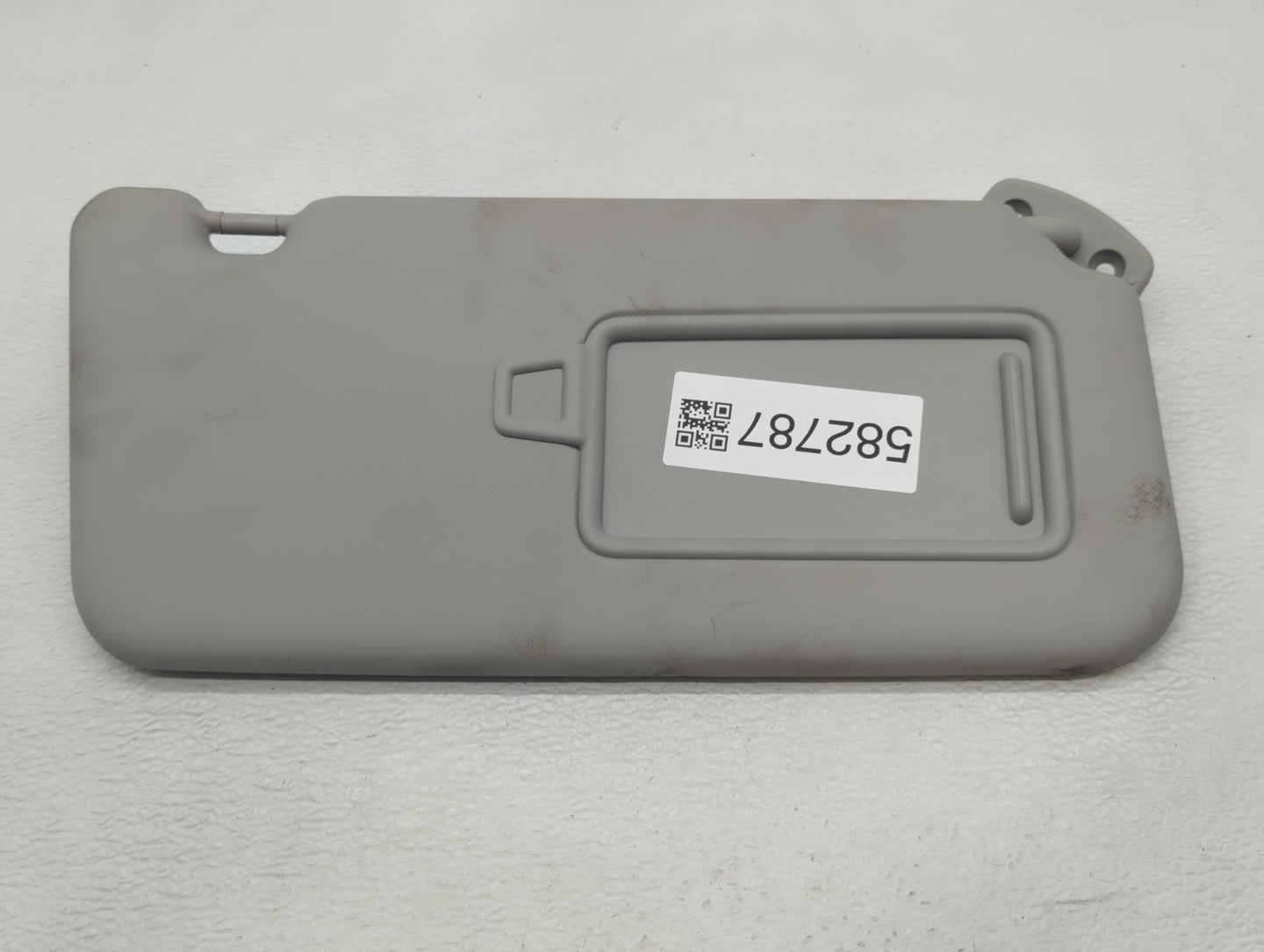 2020-2021 Kia Soul Sun Visor Shade Replacement Passenger Right Mirror Fits Fits 2020 2021 OEM Used Auto Parts - Oemusedautop