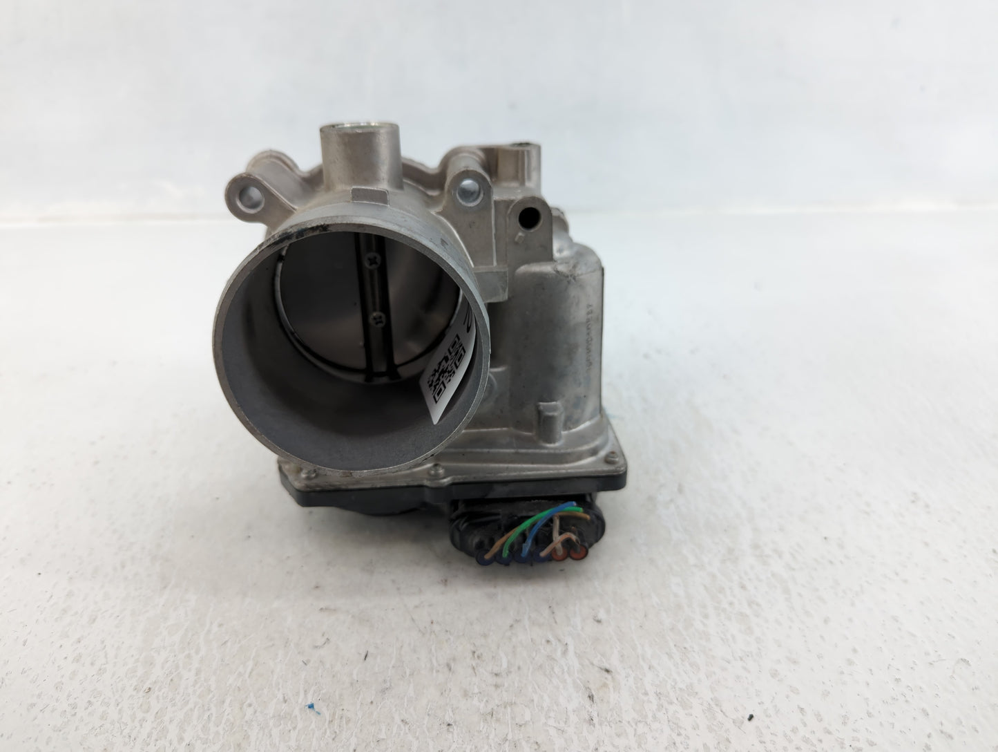 2020-2021 Kia Soul Throttle Body P/N:35100-2E410 Fits Fits 2020 2021 2022 OEM Used Auto Parts - Oemusedautoparts1.com