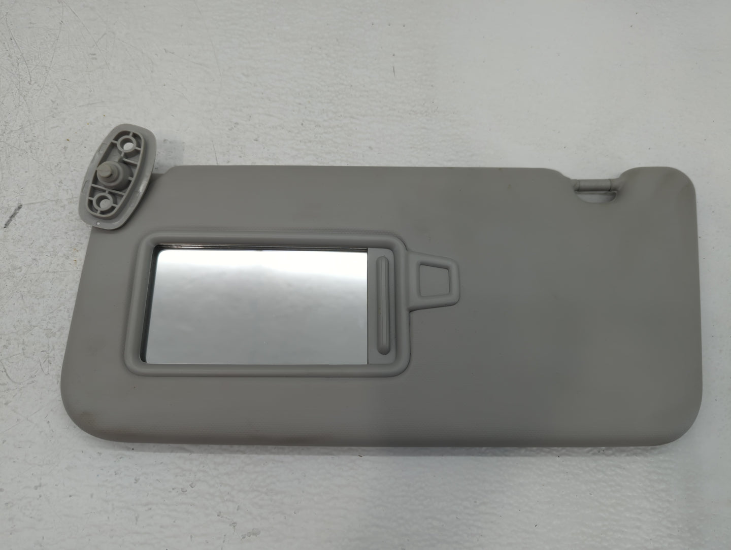 2020-2021 Kia Soul Sun Visor Shade Replacement Passenger Right Mirror Fits Fits 2020 2021 OEM Used Auto Parts - Oemusedautop
