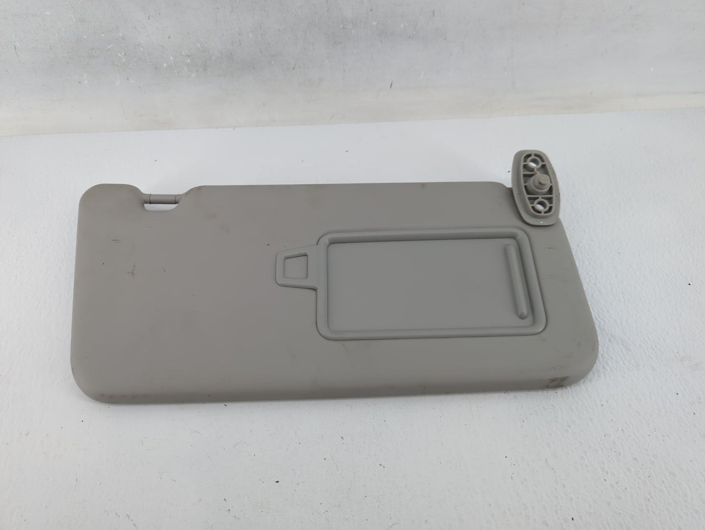 2020-2021 Kia Soul Sun Visor Shade Replacement Passenger Right Mirror Fits Fits 2020 2021 OEM Used Auto Parts - Oemusedautop