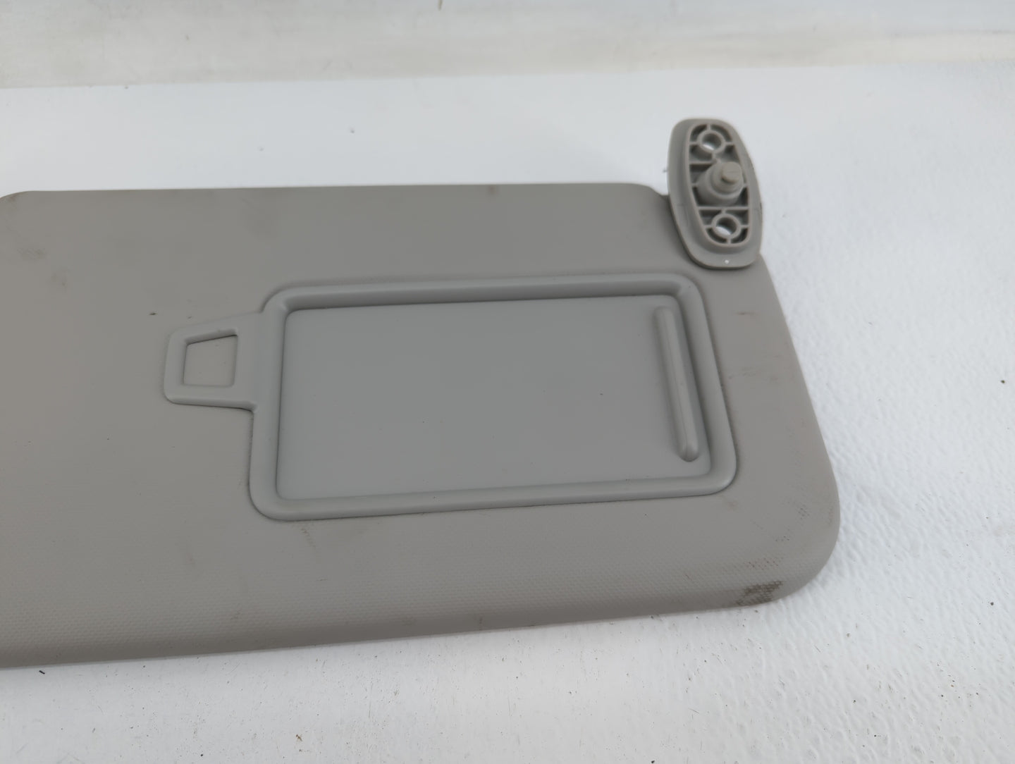 2020-2021 Kia Soul Sun Visor Shade Replacement Passenger Right Mirror Fits Fits 2020 2021 OEM Used Auto Parts - Oemusedautop