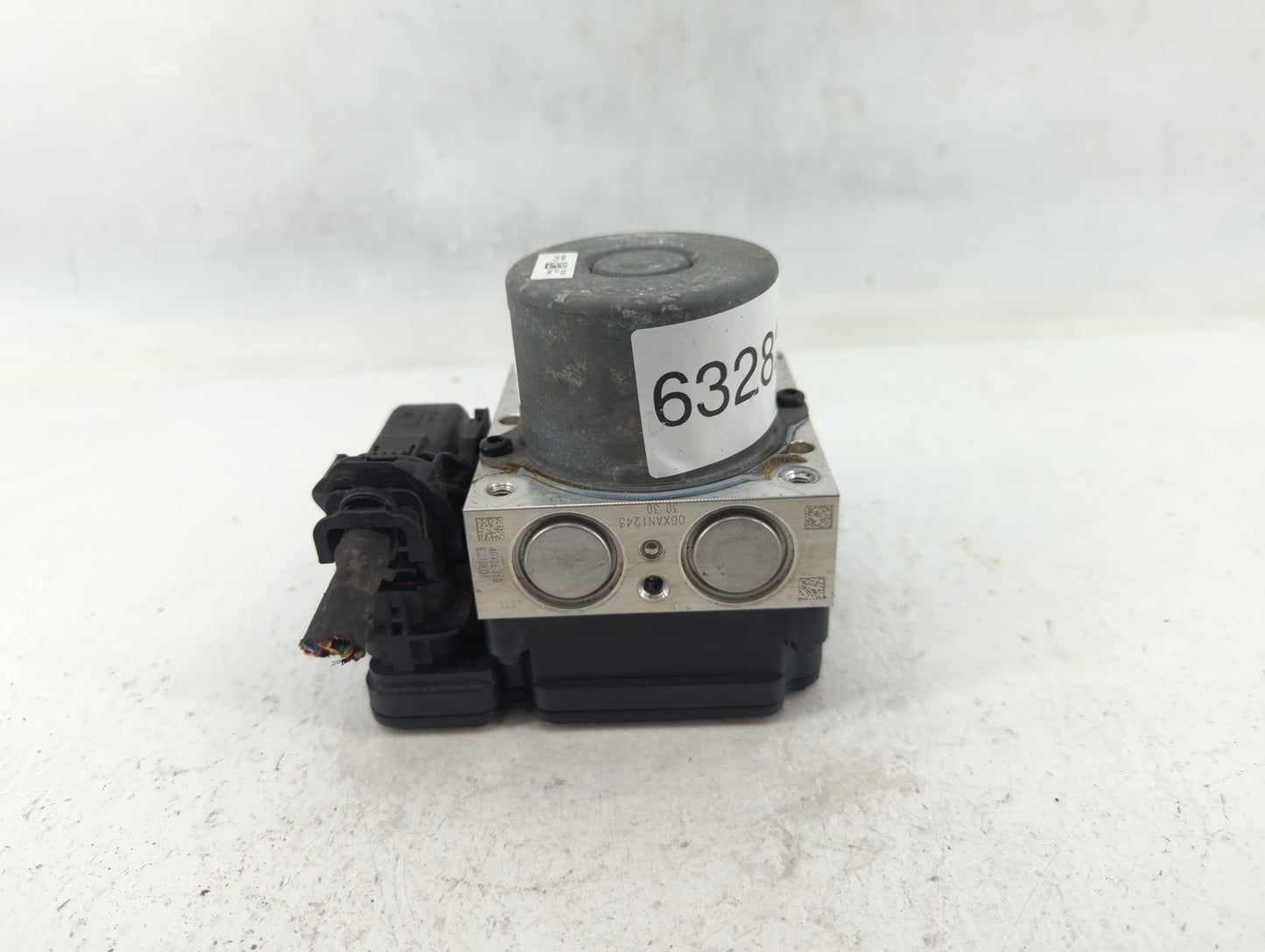 2020-2021 Kia Soul ABS Pump Control Module Replacement P/N:58910-K0100 Fits Fits 2020 2021 OEM Used Auto Parts - Oemusedauto