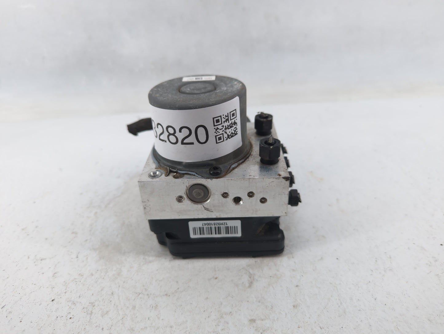 2020-2021 Kia Soul ABS Pump Control Module Replacement P/N:58910-K0100 Fits Fits 2020 2021 OEM Used Auto Parts - Oemusedauto