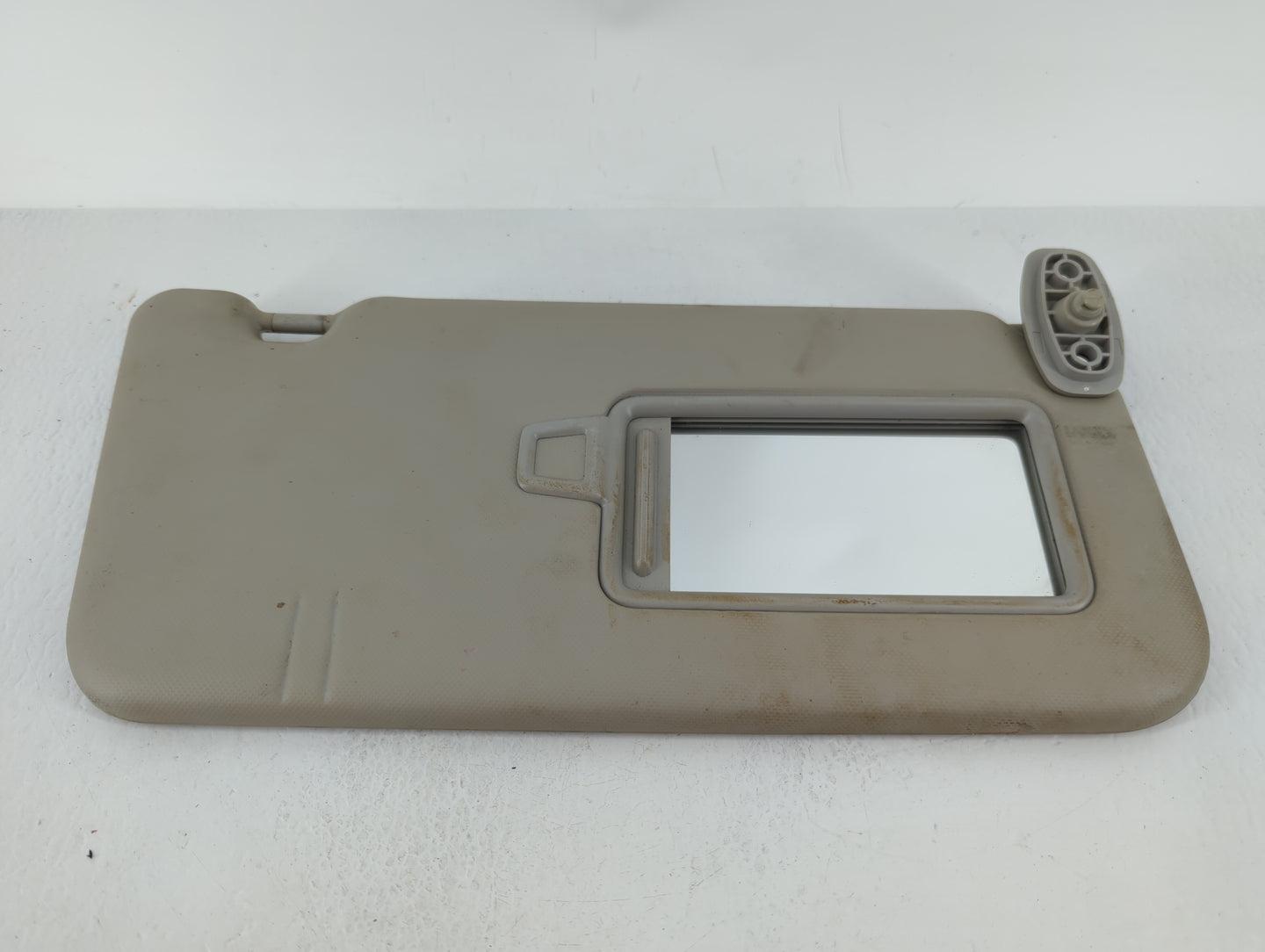 2020-2021 Kia Soul Sun Visor Shade Replacement Passenger Right Mirror Fits Fits 2020 2021 OEM Used Auto Parts - Oemusedautop