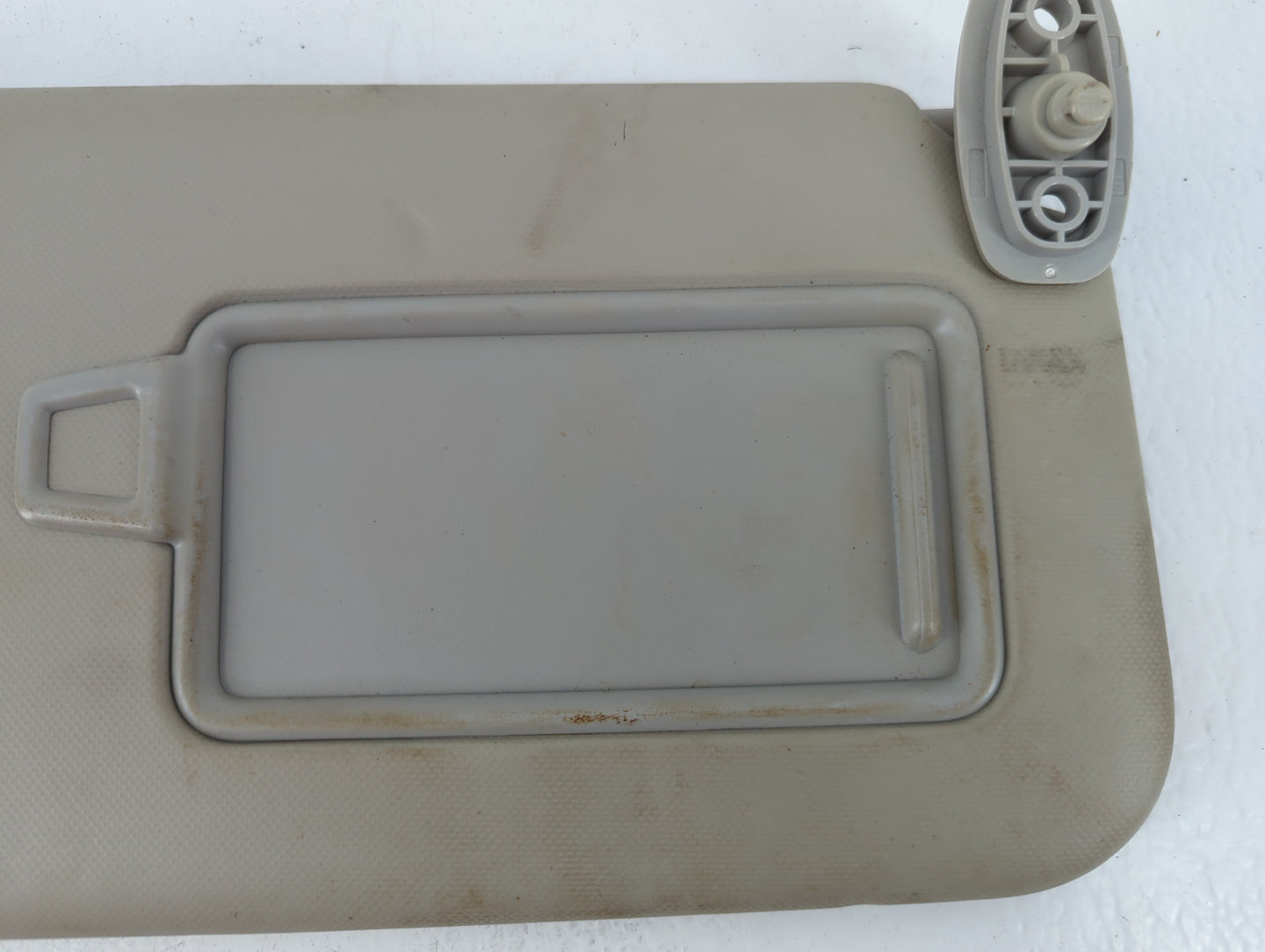 2020-2021 Kia Soul Sun Visor Shade Replacement Passenger Right Mirror Fits Fits 2020 2021 OEM Used Auto Parts - Oemusedautop