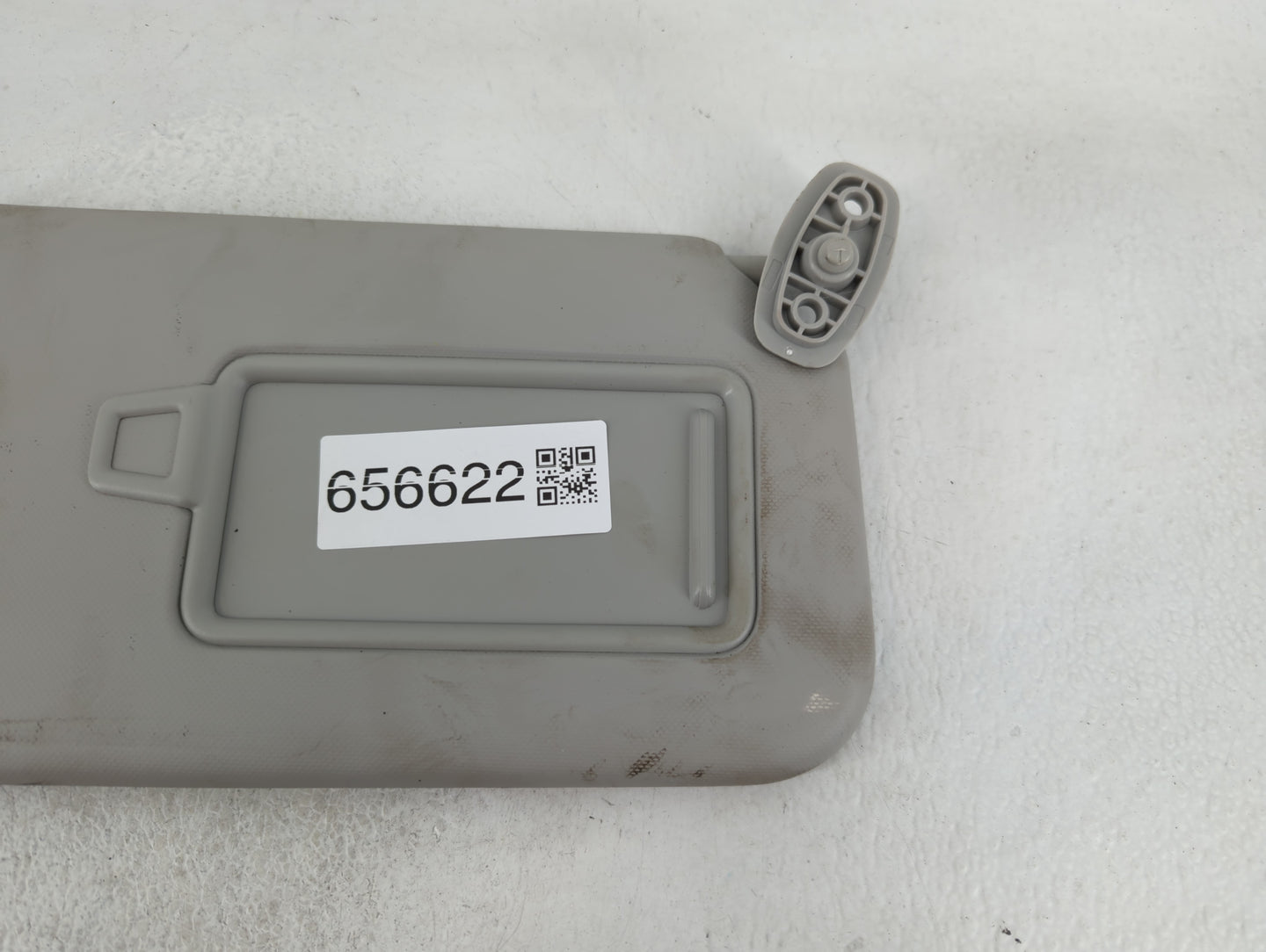 2020-2021 Kia Soul Sun Visor Shade Replacement Passenger Right Mirror Fits Fits 2020 2021 OEM Used Auto Parts - Oemusedautop