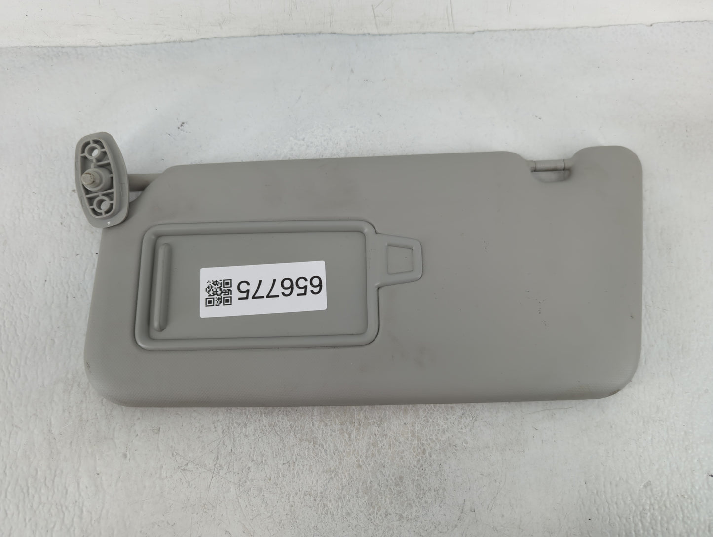 2020-2021 Kia Soul Sun Visor Shade Replacement Driver Left Mirror Fits Fits 2020 2021 OEM Used Auto Parts - Oemusedautoparts