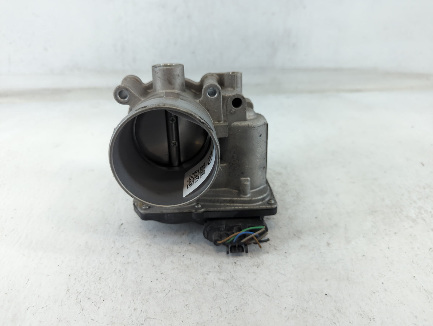 2020-2021 Kia Soul Throttle Body P/N:35100-2E410 Fits Fits 2020 2021 2022 OEM Used Auto Parts - Oemusedautoparts1.com