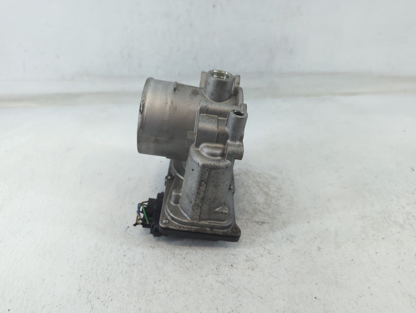 2020-2021 Kia Soul Throttle Body P/N:35100-2E410 Fits Fits 2020 2021 2022 OEM Used Auto Parts - Oemusedautoparts1.com