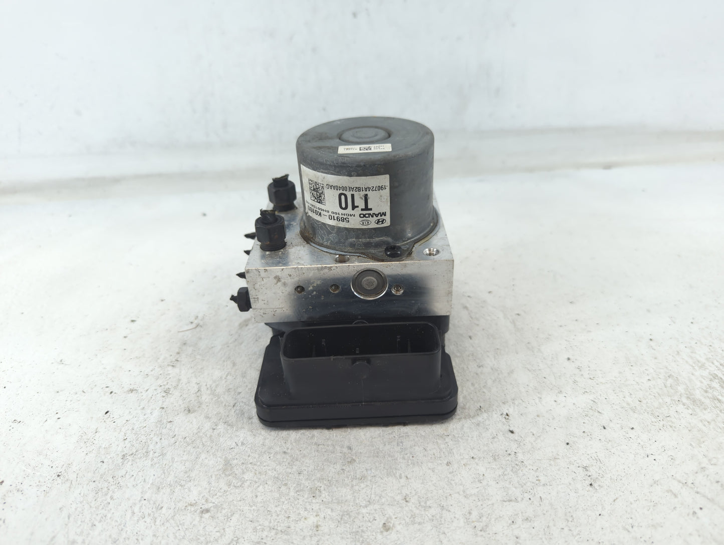 2020-2021 Kia Soul ABS Pump Control Module Replacement P/N:58910-K0100 Fits Fits 2020 2021 OEM Used Auto Parts - Oemusedauto
