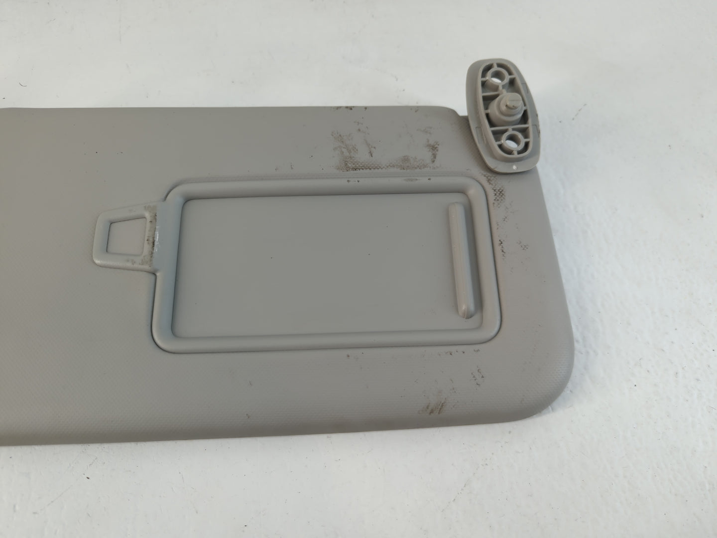 2020-2021 Kia Soul Sun Visor Shade Replacement Passenger Right Mirror Fits Fits 2020 2021 OEM Used Auto Parts - Oemusedautop