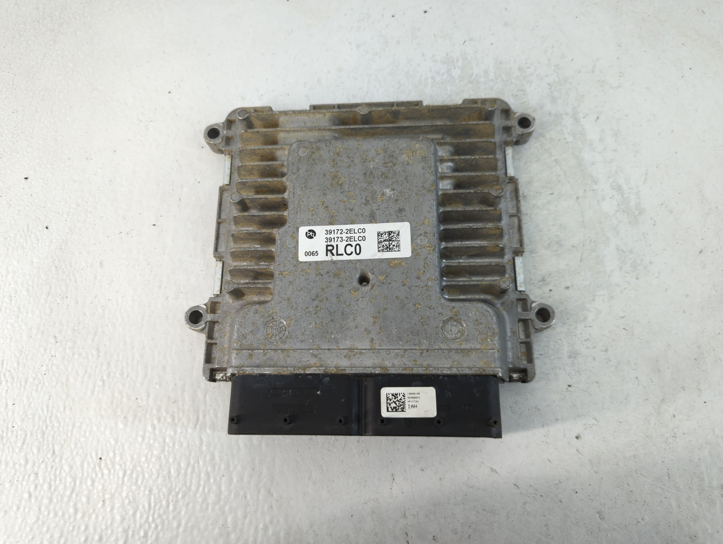 2020-2021 Kia Soul PCM Engine Control Computer ECU ECM PCU OEM P/N:39172-2ELC0 Fits Fits 2020 2021 OEM Used Auto Parts - Oem