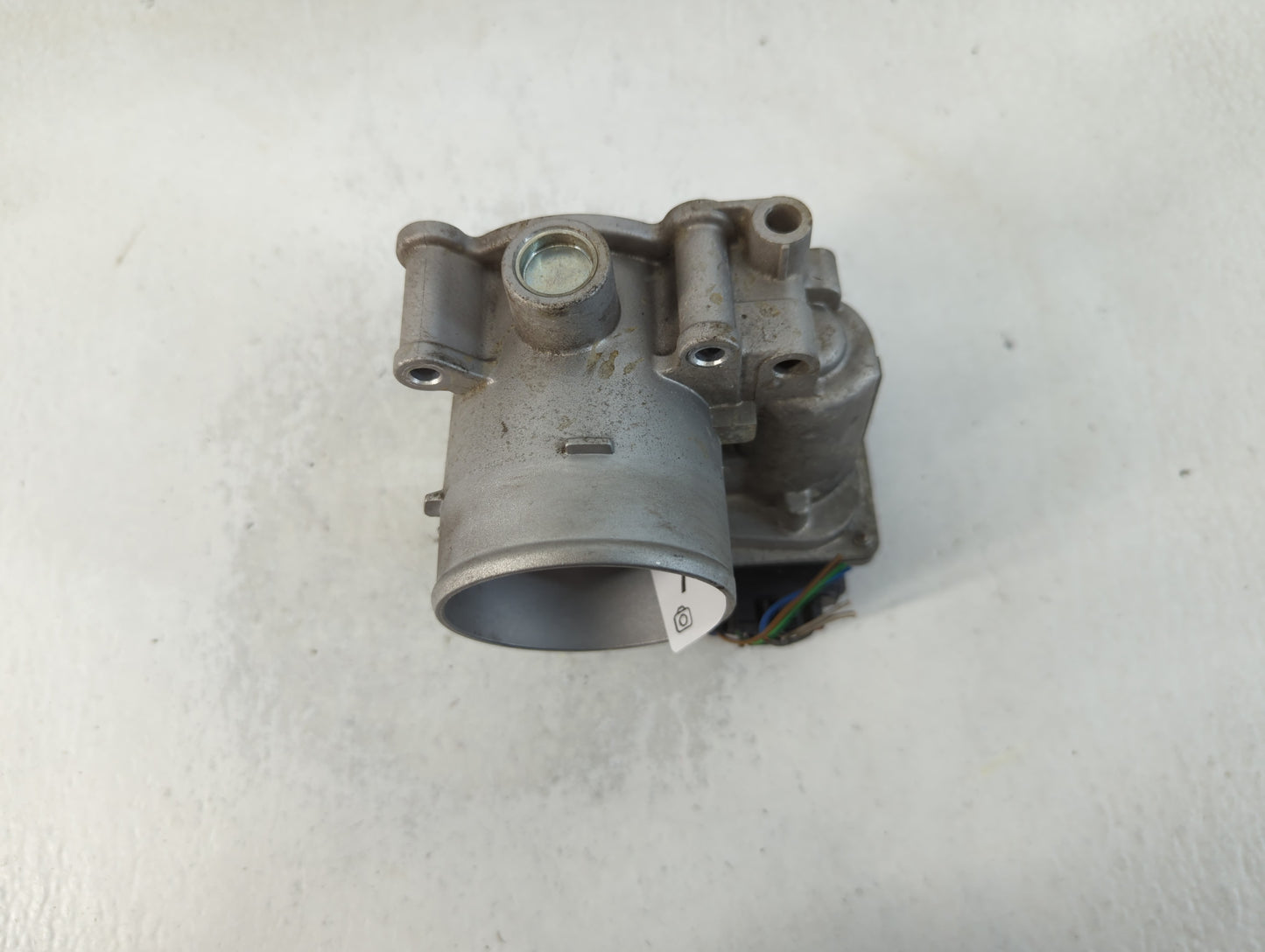 2020-2021 Kia Soul Throttle Body P/N:35100-2E410 Fits Fits 2020 2021 2022 OEM Used Auto Parts - Oemusedautoparts1.com