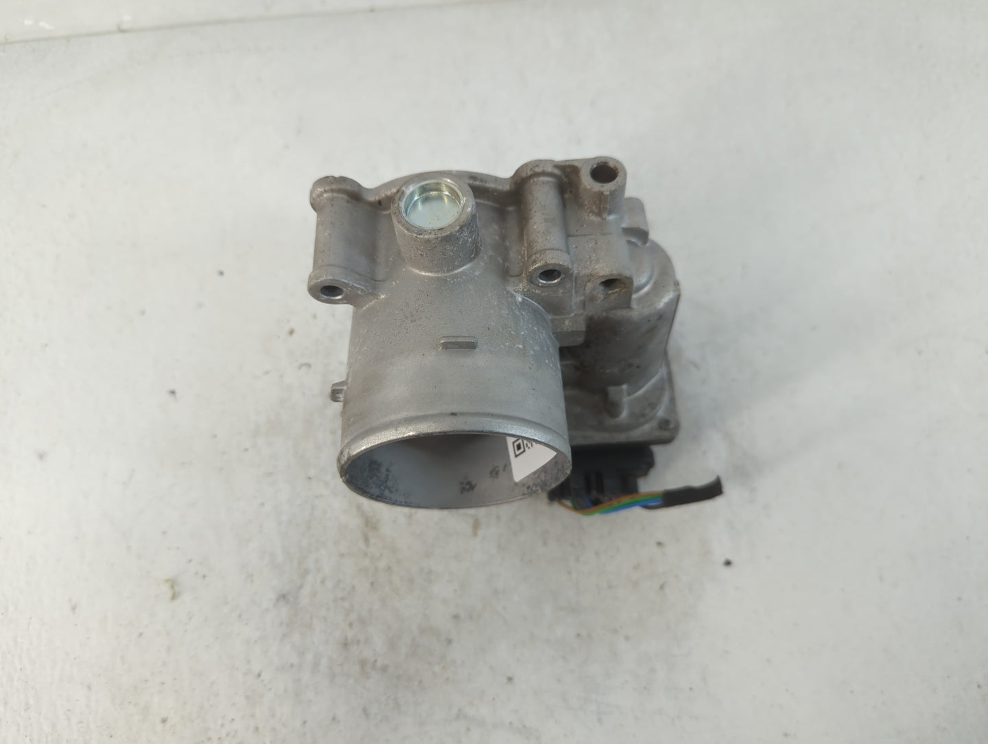 2020-2021 Kia Soul Throttle Body P/N:35100-2E410 Fits Fits 2020 2021 2022 OEM Used Auto Parts - Oemusedautoparts1.com