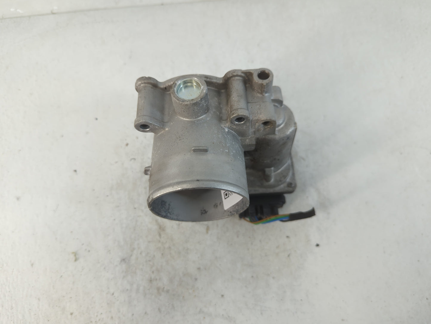 2020-2021 Kia Soul Throttle Body P/N:35100-2E410 Fits Fits 2020 2021 2022 OEM Used Auto Parts - Oemusedautoparts1.com