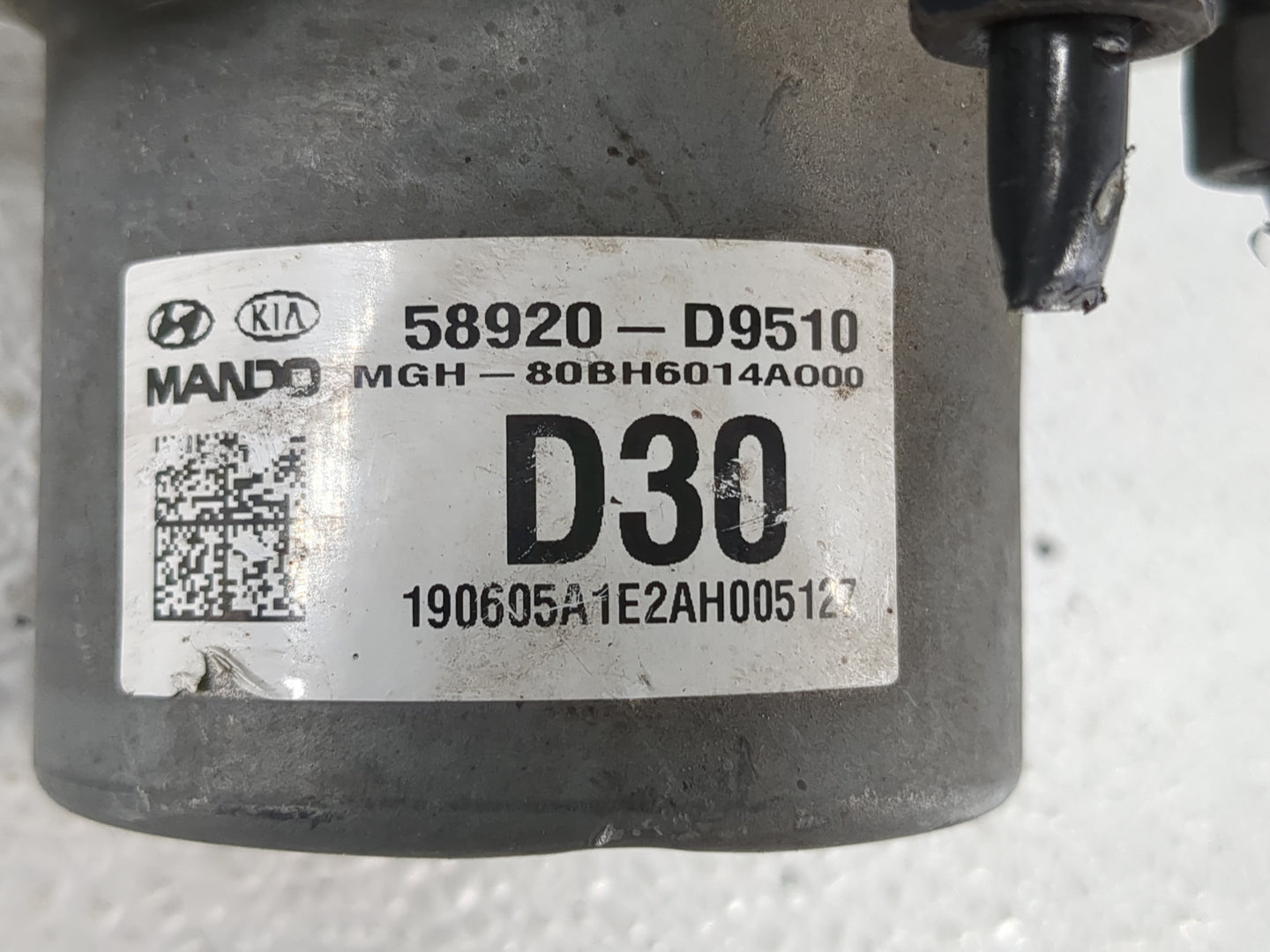 2020-2021 Kia Sportage ABS Pump Control Module Replacement P/N:58920-D9510 Fits Fits 2020 2021 OEM Used Auto Parts - Oemused