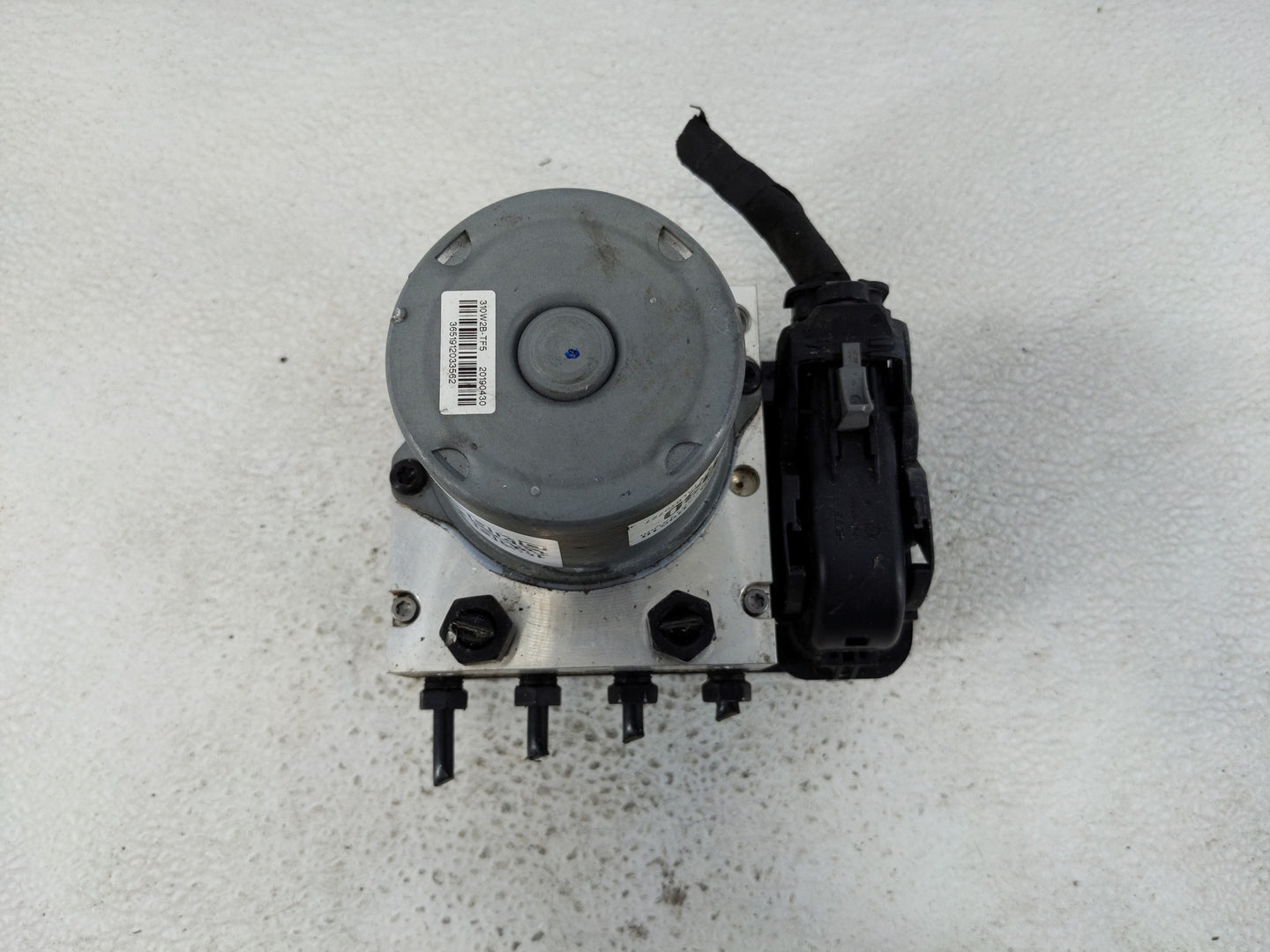 2020-2021 Kia Sportage ABS Pump Control Module Replacement P/N:58920-D9510 Fits Fits 2020 2021 OEM Used Auto Parts - Oemused
