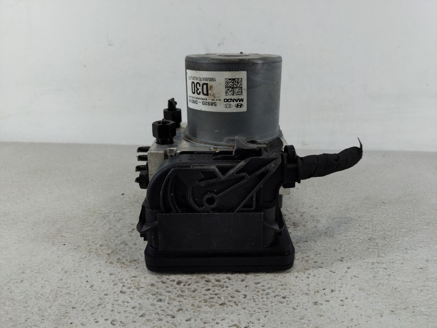 2020-2021 Kia Sportage ABS Pump Control Module Replacement P/N:58920-D9510 Fits Fits 2020 2021 OEM Used Auto Parts - Oemused
