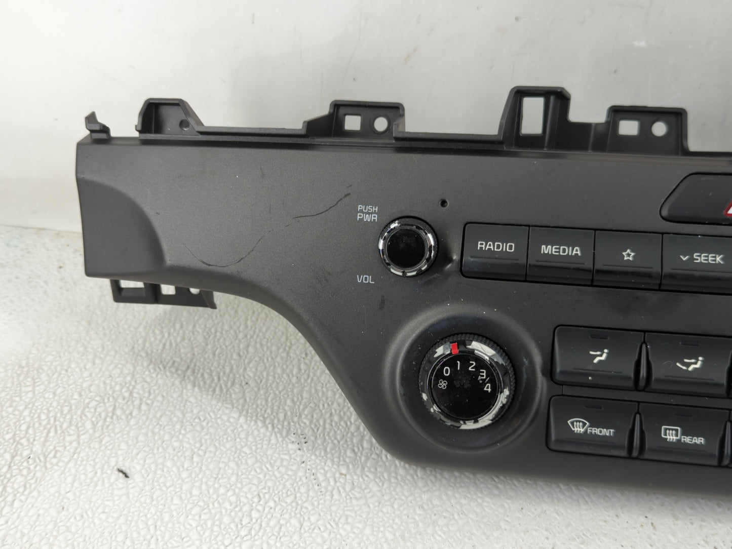 2020-2021 Kia Sportage Climate Control Module Temperature AC/Heater Replacement Fits Fits 2020 2021 OEM Used Auto Parts - Oe