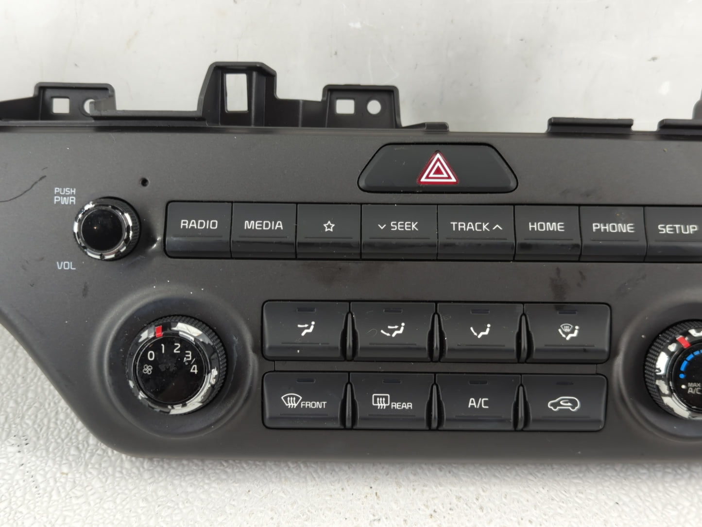 2020-2021 Kia Sportage Climate Control Module Temperature AC/Heater Replacement Fits Fits 2020 2021 OEM Used Auto Parts - Oe