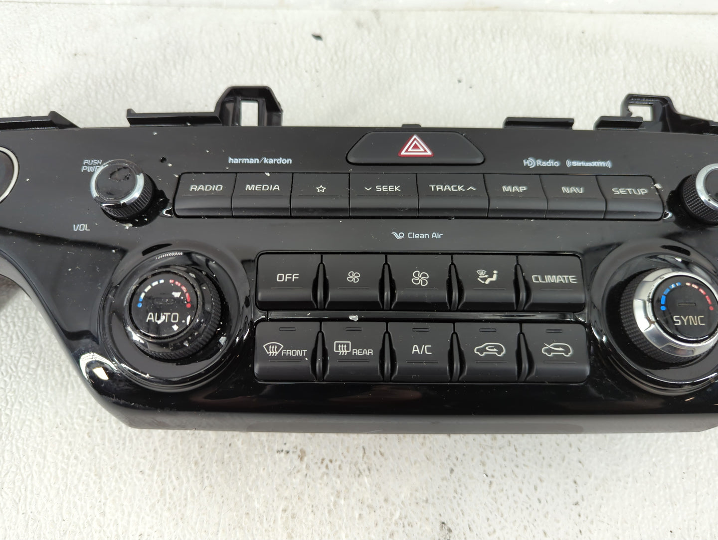 2020-2021 Kia Sportage Climate Control Module Temperature AC/Heater Replacement P/N:97250-D9CC0AHV Fits Fits 2020 2021 OEM U