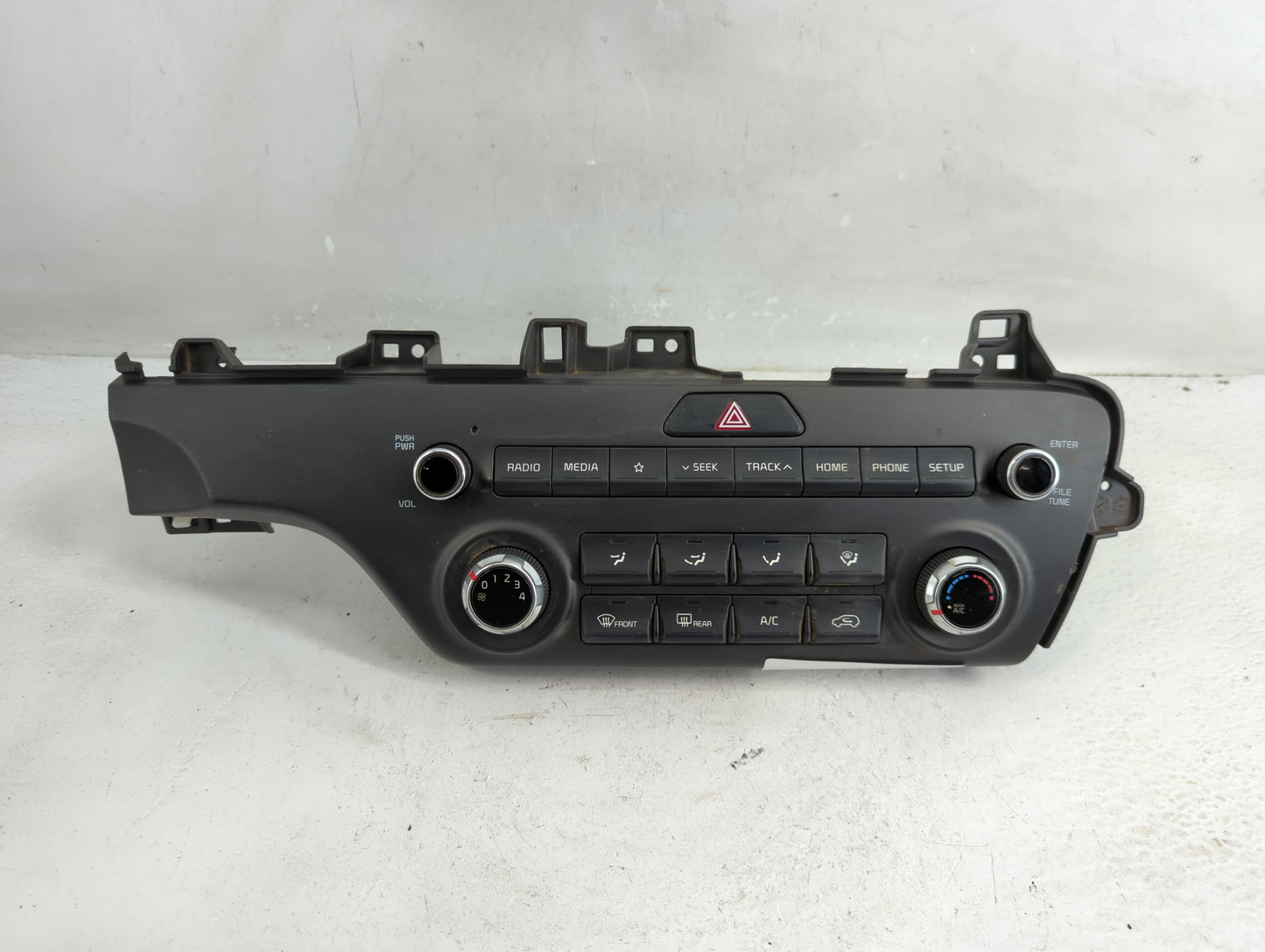 2020 Kia Sportage Radio AM FM Cd Player Receiver Replacement P/N:T19071BWK11A0000IT3 97250-D9AB0AK5 Fits OEM Used Auto Parts