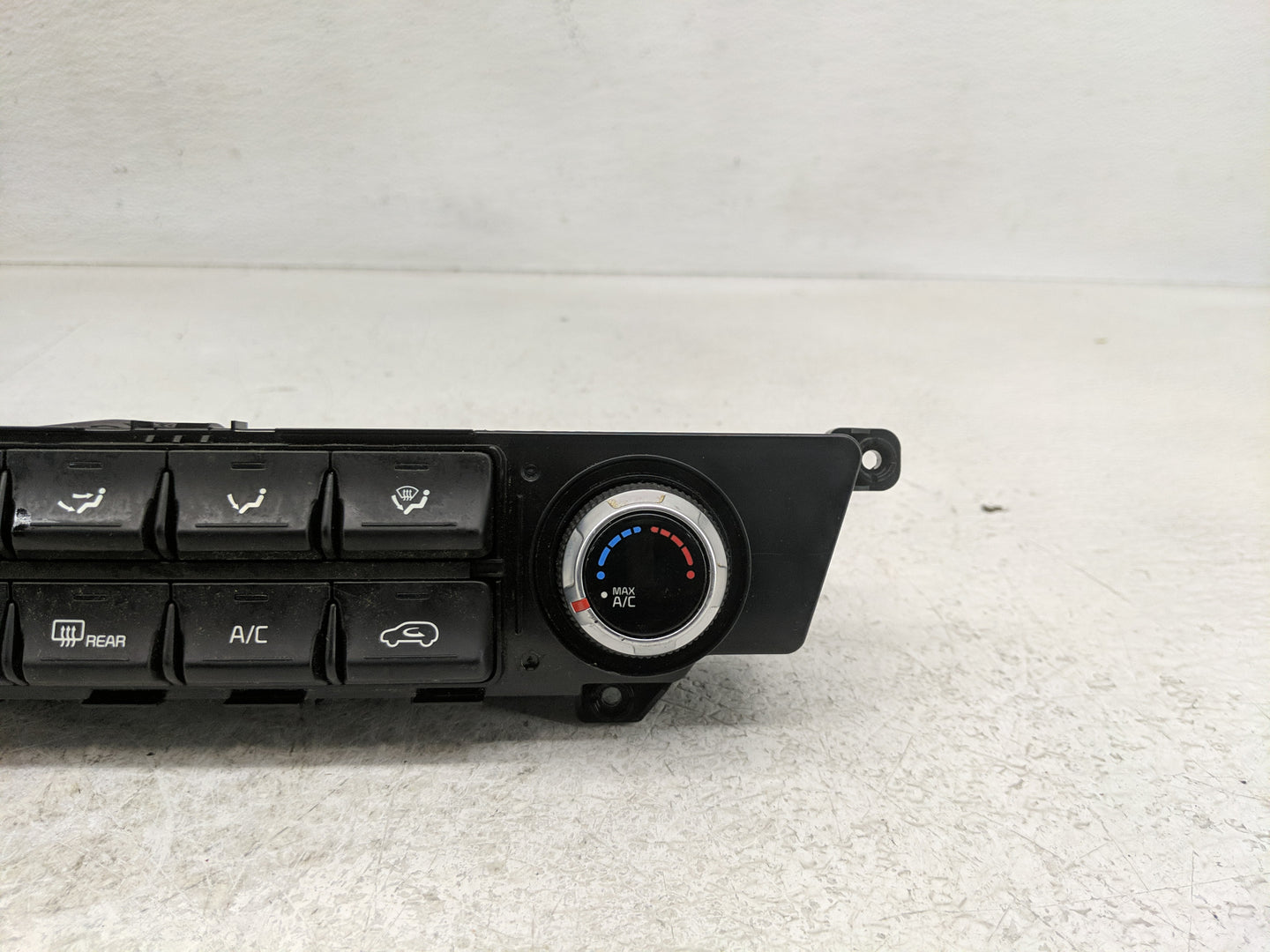 2020-2021 Kia Sportage Climate Control Module Temperature AC/Heater Replacement P/N:97250-D9FB0AK5 Fits Fits 2020 2021 OEM U