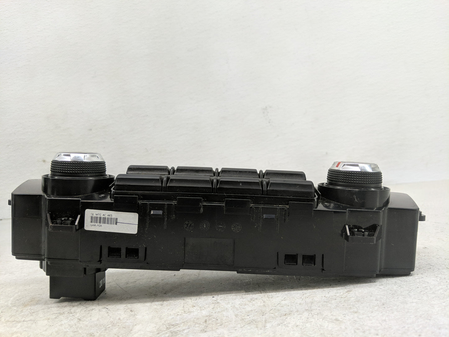 2020-2021 Kia Sportage Climate Control Module Temperature AC/Heater Replacement P/N:97250-D9FB0AK5 Fits Fits 2020 2021 OEM U