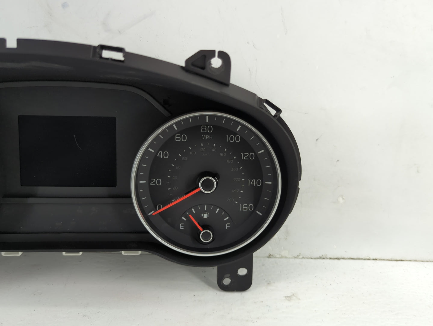 2020-2021 Kia Sportage Instrument Cluster Speedometer Gauges Fits Fits 2020 2021 OEM Used Auto Parts - Oemusedautoparts1.com