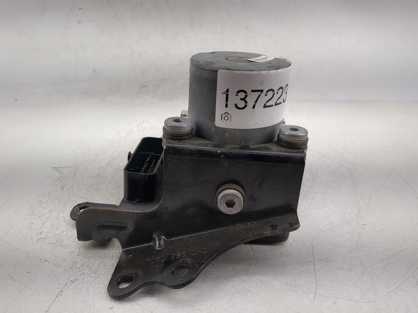 2020-2021 Kia Sportage ABS Pump Control Module Replacement P/N:58920-D9510 Fits Fits 2020 2021 OEM Used Auto Parts - Oemused