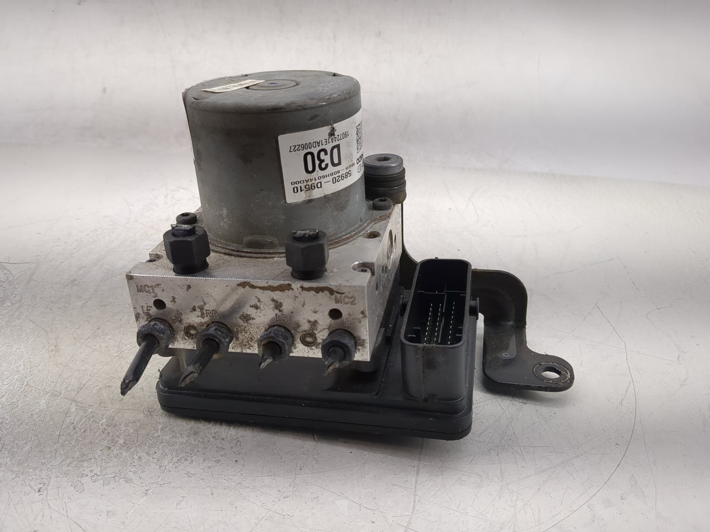 2020-2021 Kia Sportage ABS Pump Control Module Replacement P/N:58920-D9510 Fits Fits 2020 2021 OEM Used Auto Parts - Oemused