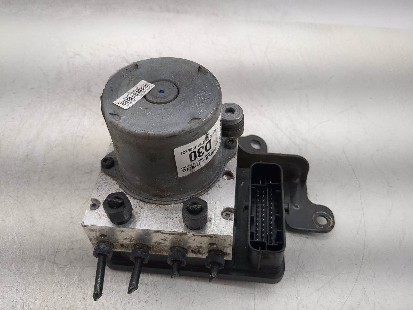 2020-2021 Kia Sportage ABS Pump Control Module Replacement P/N:58920-D9510 Fits Fits 2020 2021 OEM Used Auto Parts - Oemused
