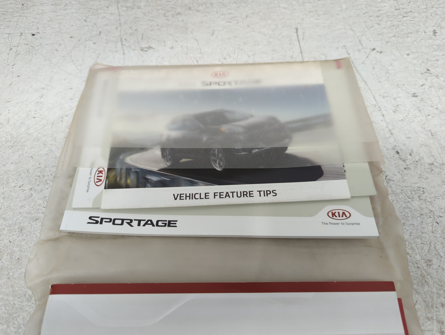 2020 Kia Sportage Owners Manual Book Guide P/N:LD9O-EU97E OEM Used Auto Parts - Oemusedautoparts1.com