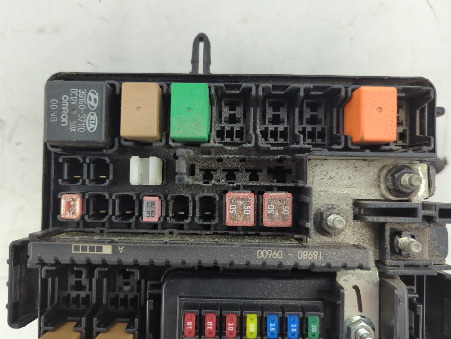 2020-2021 Kia Sportage Fusebox Fuse Box Panel Relay Module P/N:914F0D9180 Fits Fits 2020 2021 OEM Used Auto Parts - Oemuseda
