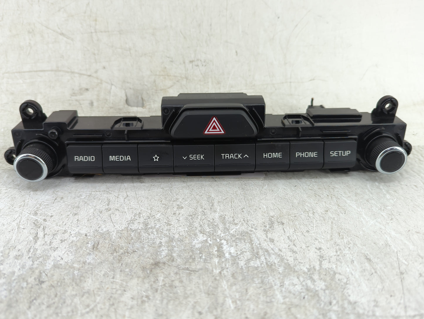 2020 Kia Sportage Hazard Switch D996569210 - Oemusedautoparts1.com